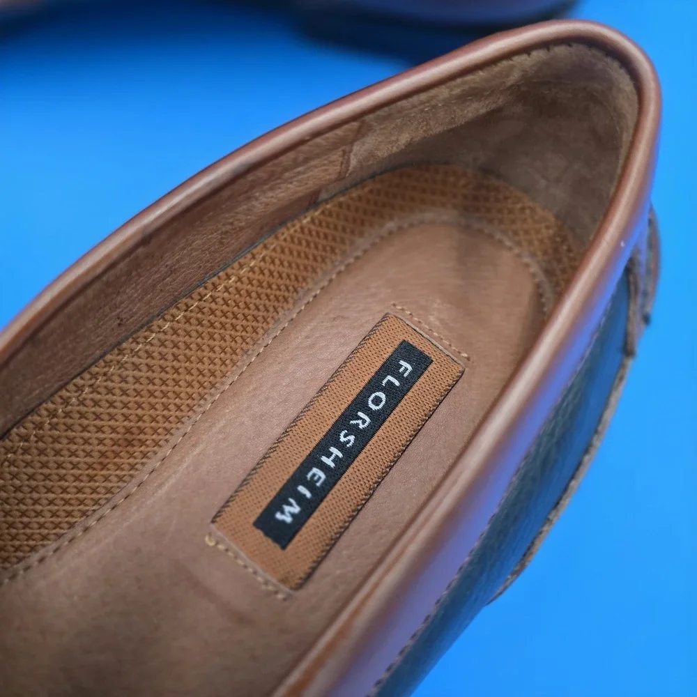 Florsheim Men Loafers Tassel Sz 10.D Leather Black Pebble-Grain Brown Trim Shoes